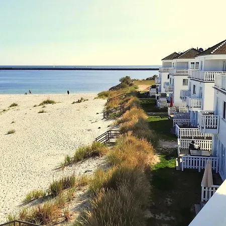 Holiday home Doppelhaushaelfte In Direkter Strandlage Mit Meerblick Im Ostseeresort Olpenitz